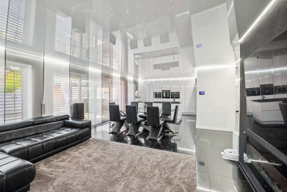 Thumbnail-Wohnung zum Kaufen in Königsbach-Stein 699.000,00 € 180 m²