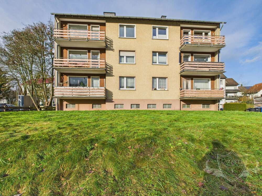 Thumbnail-Wohnung zum Kaufen in Neuenrade 105.000,00 € 74 m²