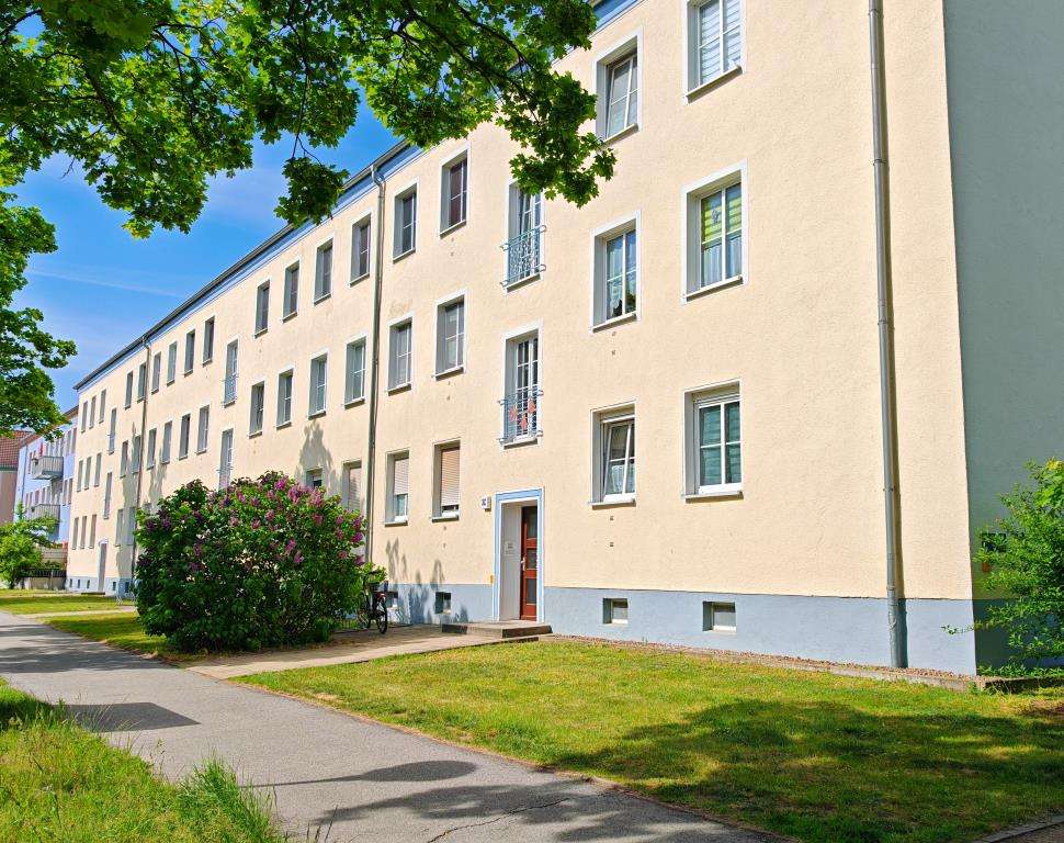 Thumbnail-Wohnung zum Mieten in Hoyerswerda 341,00 € 67 m²