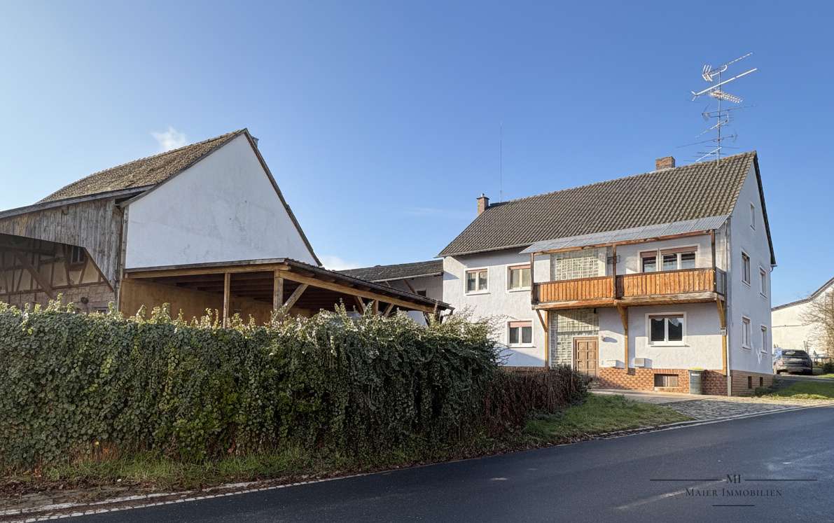 Thumbnail-Haus zum Kaufen in Sugenheim Krautostheim 195.000,00 € 184 m²