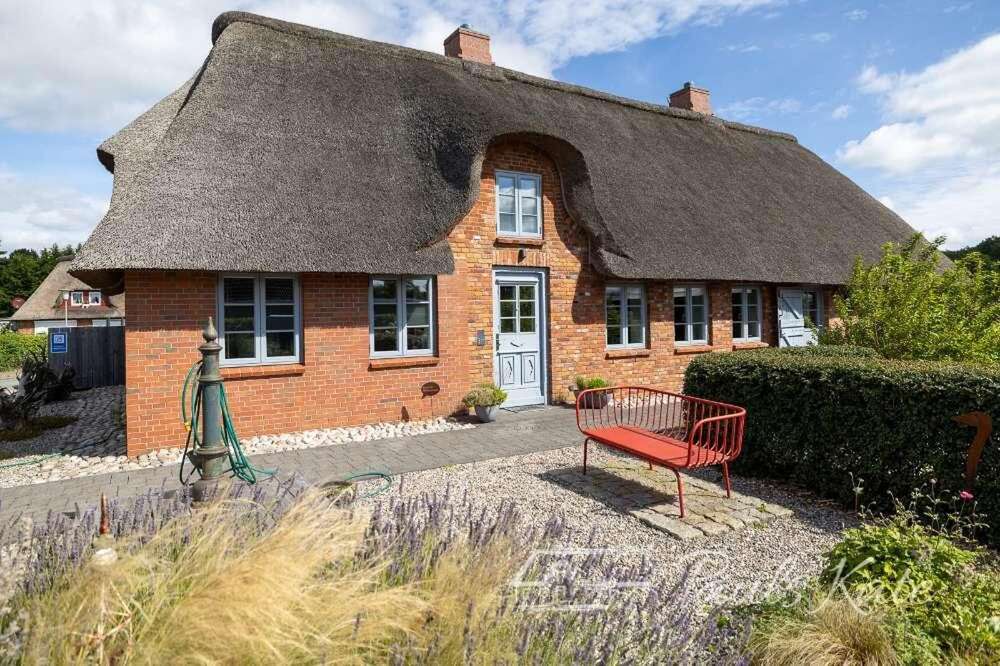 Thumbnail-Haus zum Kaufen in Almdorf 775.000,00 € 196 m²