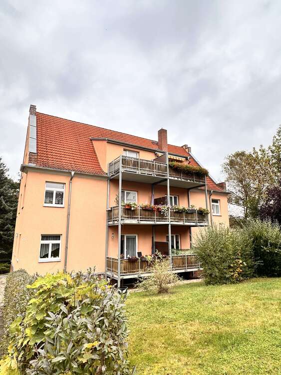 Thumbnail-Wohnung zum Mieten in Crimmitschau 450,00 € 72.41 m²