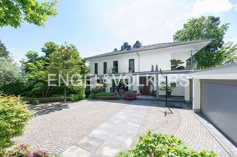 Thumbnail-Haus zum Kaufen in Kronberg 4.490.000,00 € 524 m²