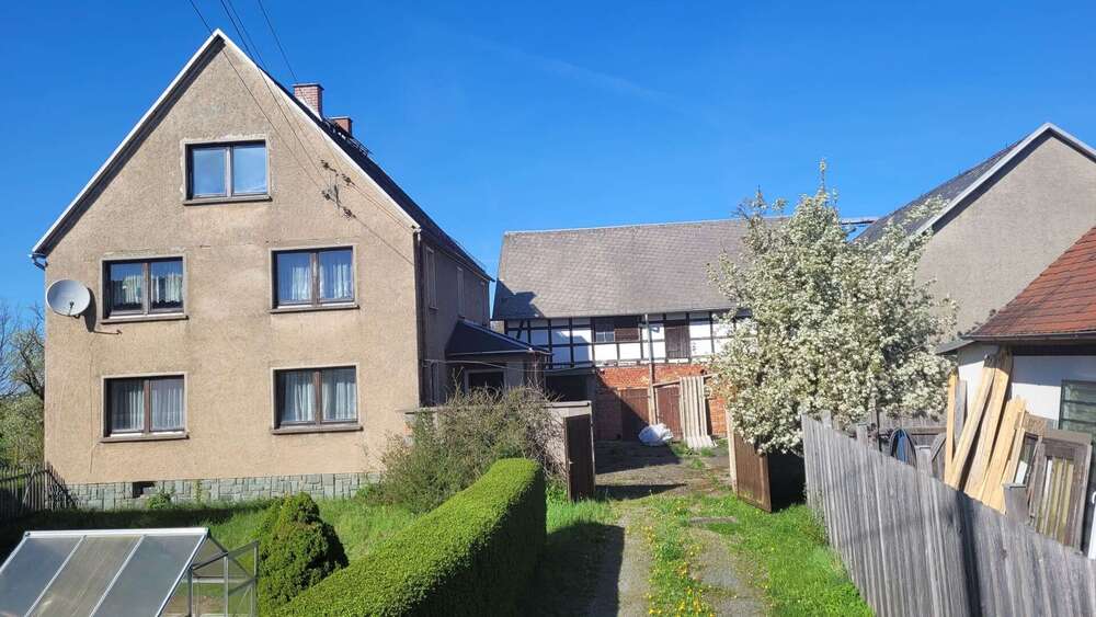 Thumbnail-Haus zum Kaufen in Langenbernsdorf Trünzig 159.000,00 € 147 m²