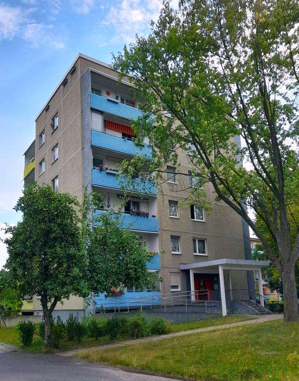 Thumbnail-Wohnung zum Mieten in Hoyerswerda 258,00 € 45.32 m²