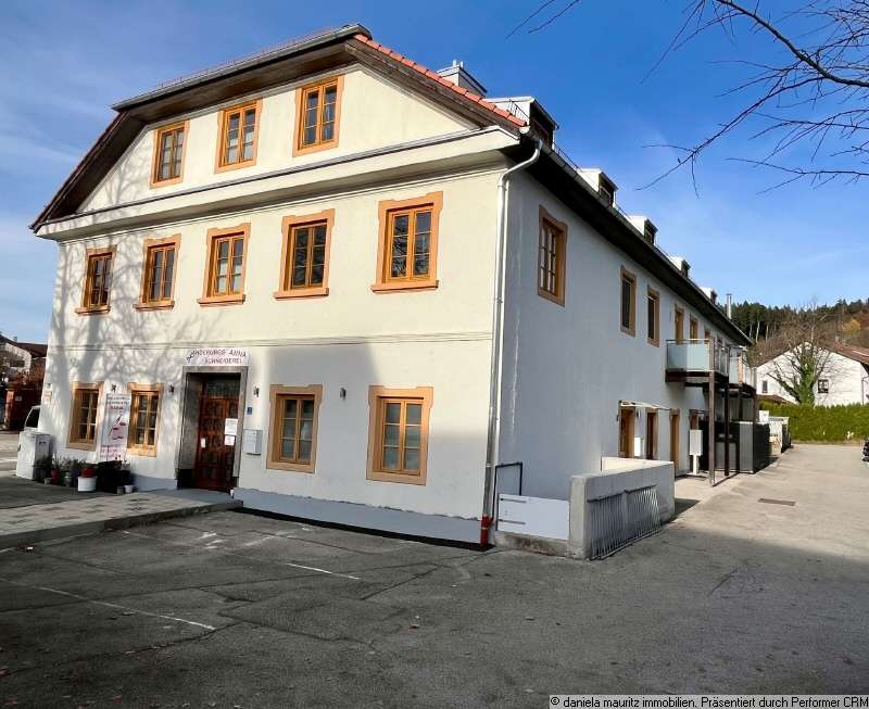 Thumbnail-Wohnung zum Kaufen in Feldkirchen-Westerham 360.000,00 € 69 m²