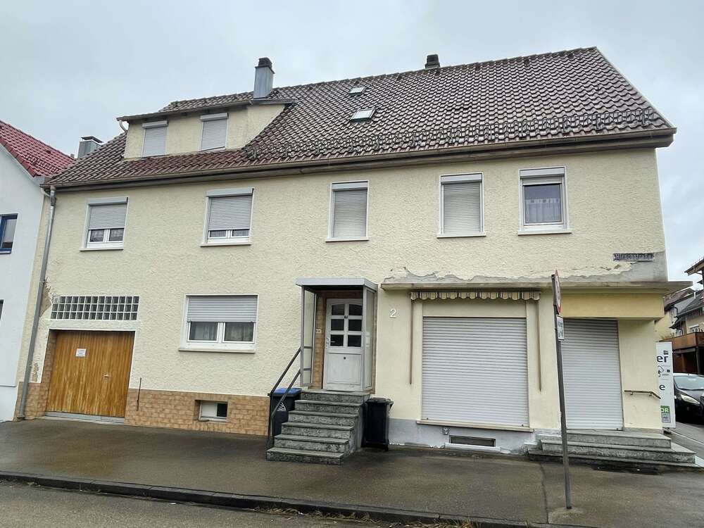 Thumbnail-Haus zum Kaufen in Heidenheim 350.000,00 € 240 m²