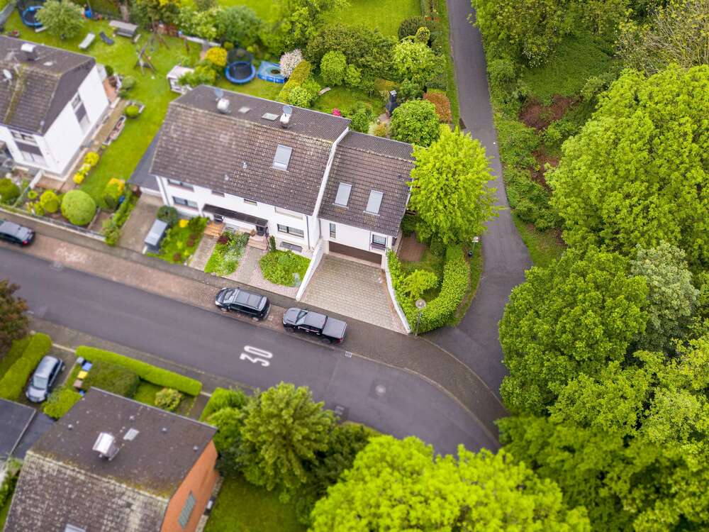 Thumbnail-Haus zum Kaufen in Wesseling 735.000,00 € 198 m²