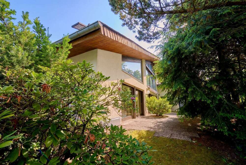 Thumbnail-Haus zum Kaufen in Dreieich 1.080.000,00 € 249 m²