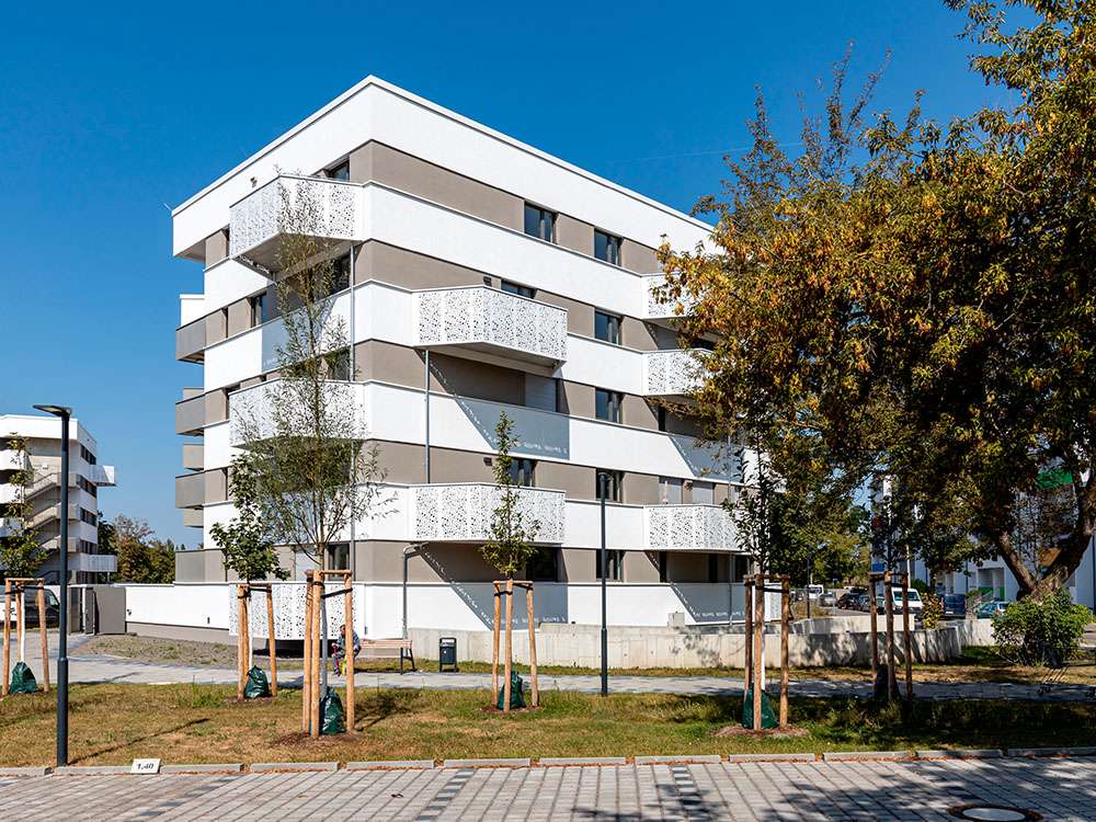 Thumbnail-Wohnung zum Mieten in HalleS. 664,00 € 52.35 m²