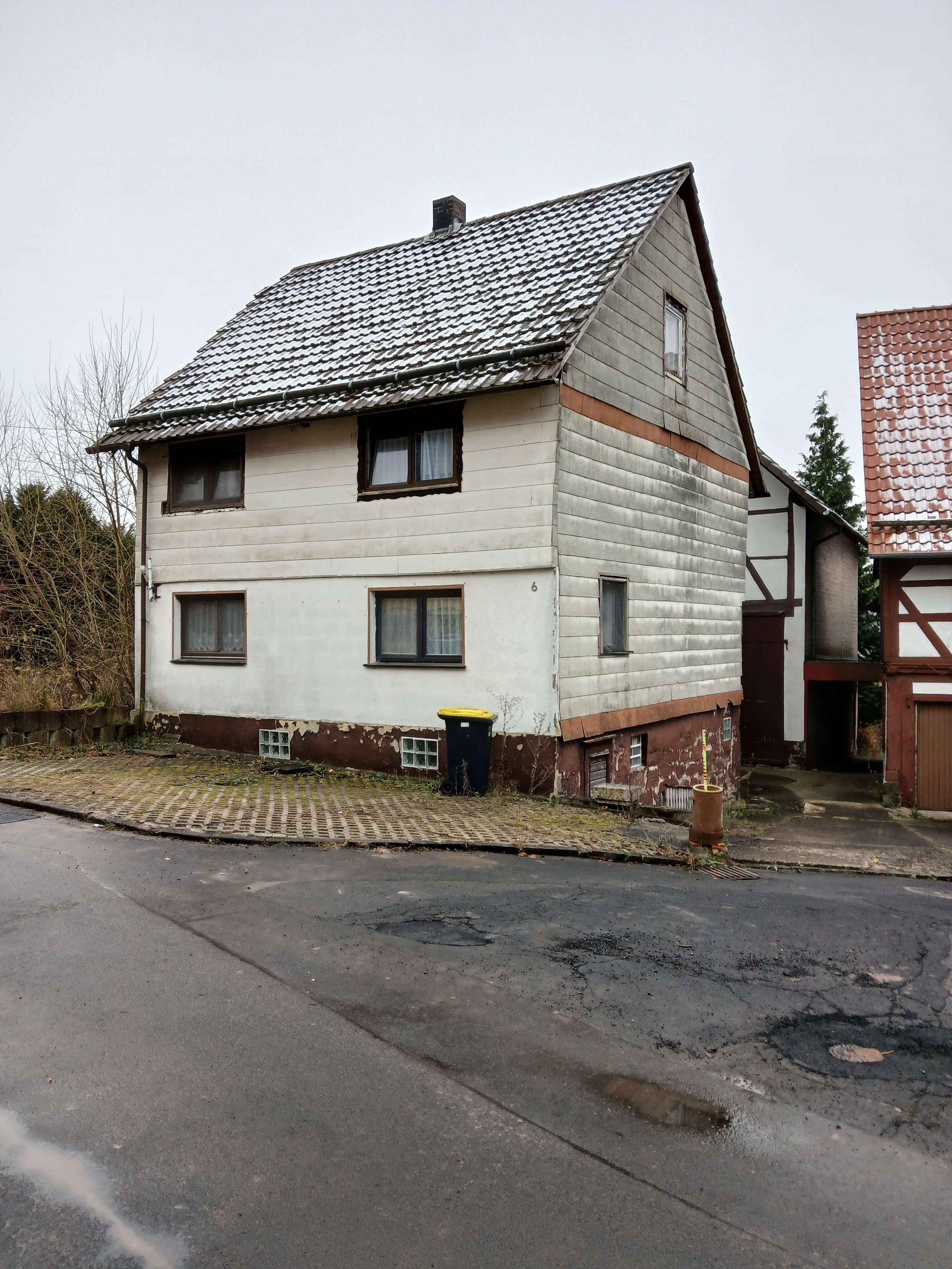 Thumbnail-Haus zum Kaufen in Hessisch Lichtenau - Reichenbach 54.000,00 € 114 m²