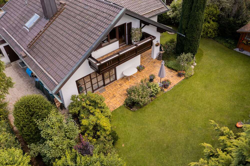 Thumbnail-Haus zum Kaufen in Baldham 2.650.000,00 € 180 m²