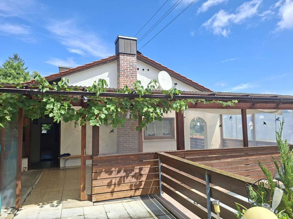 Thumbnail-Haus zum Kaufen in Giengen an der Brenz Hürben 395.000,00 € 233.44 m²