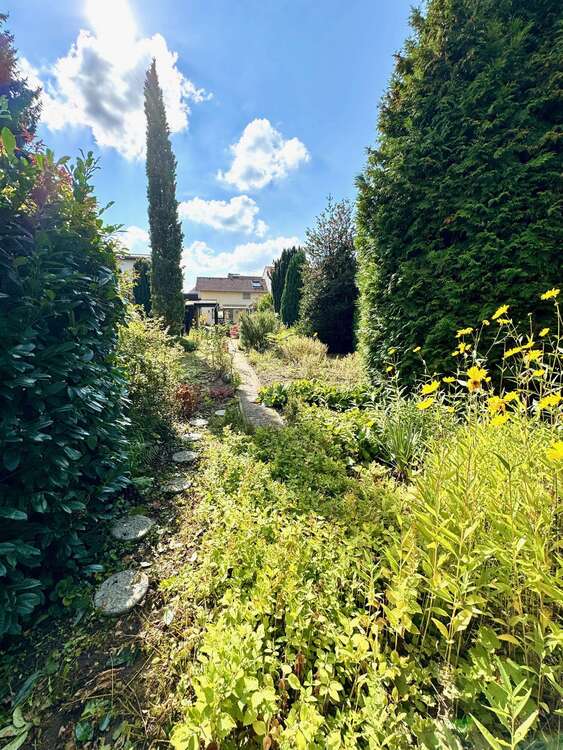 Thumbnail-Haus zum Kaufen in Kriftel 897.000,00 € 224 m²