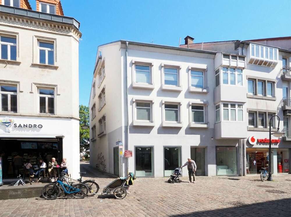 Thumbnail-Haus zum Kaufen in Saarbrücken 1.590.000,00 € 285 m²