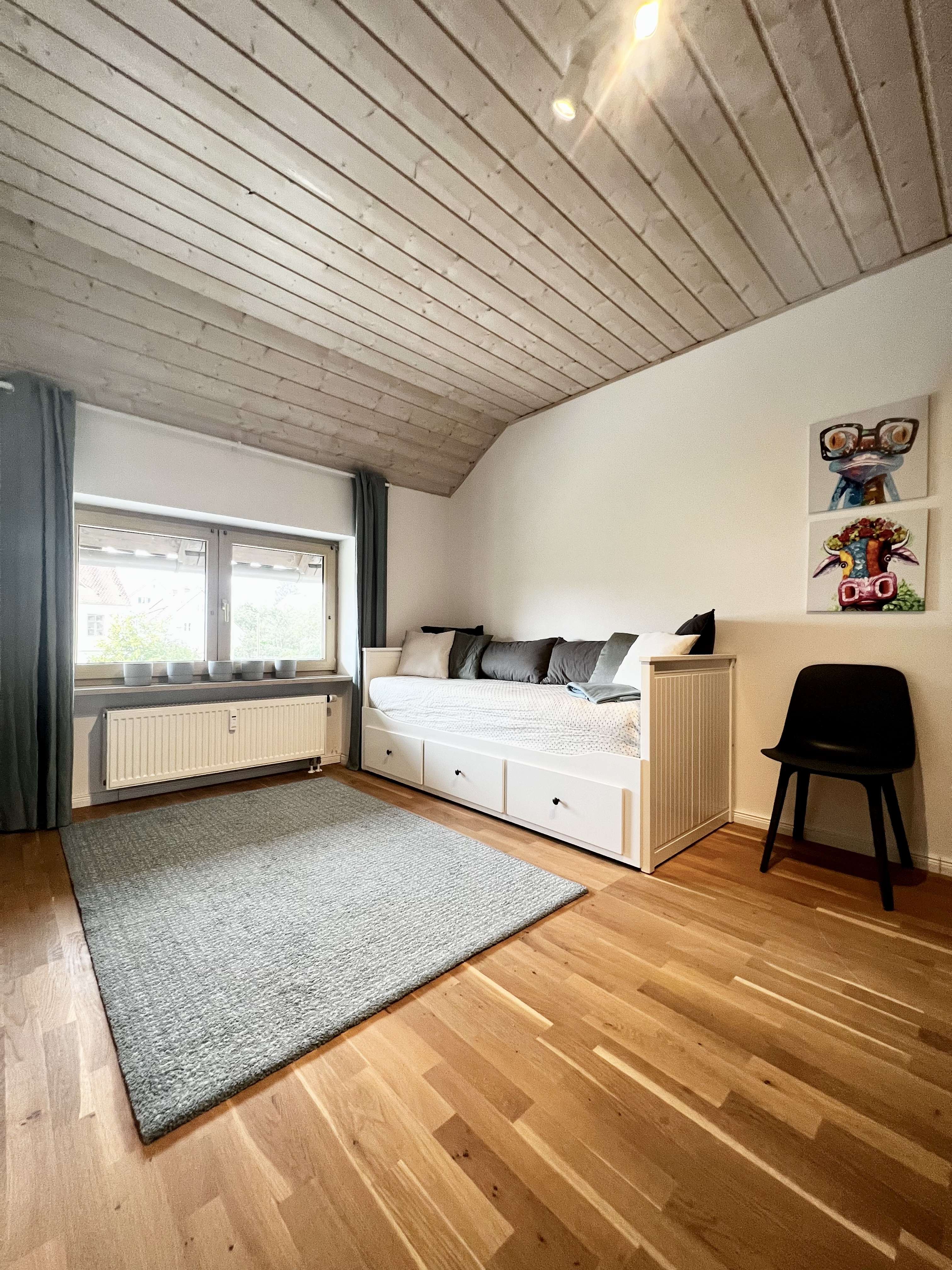 Thumbnail-Wohnung zum Mieten in Altomünster 1.850,00 € 217 m²