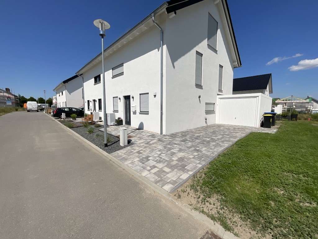 Thumbnail-Haus zum Kaufen in Borna 499.900,00 € 135 m²
