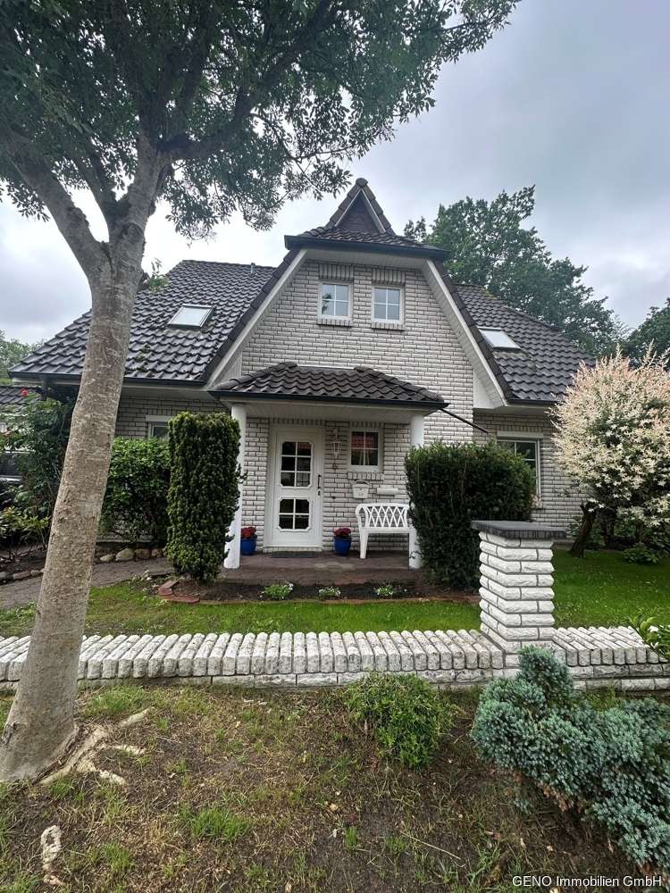 Thumbnail-Haus zum Mieten in Hude (Oldenburg) 1.500,00 € 145 m²