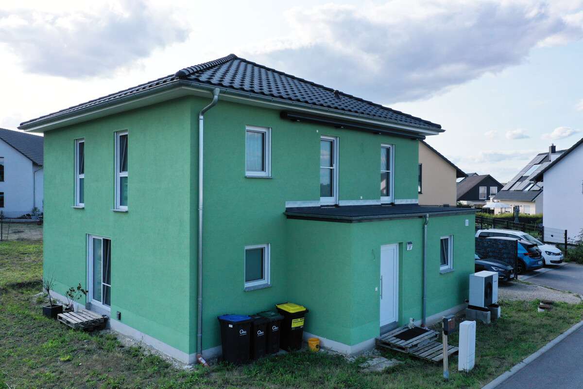 Thumbnail-Haus zum Kaufen in Borna Kesselshain 450.000,00 € 155 m²