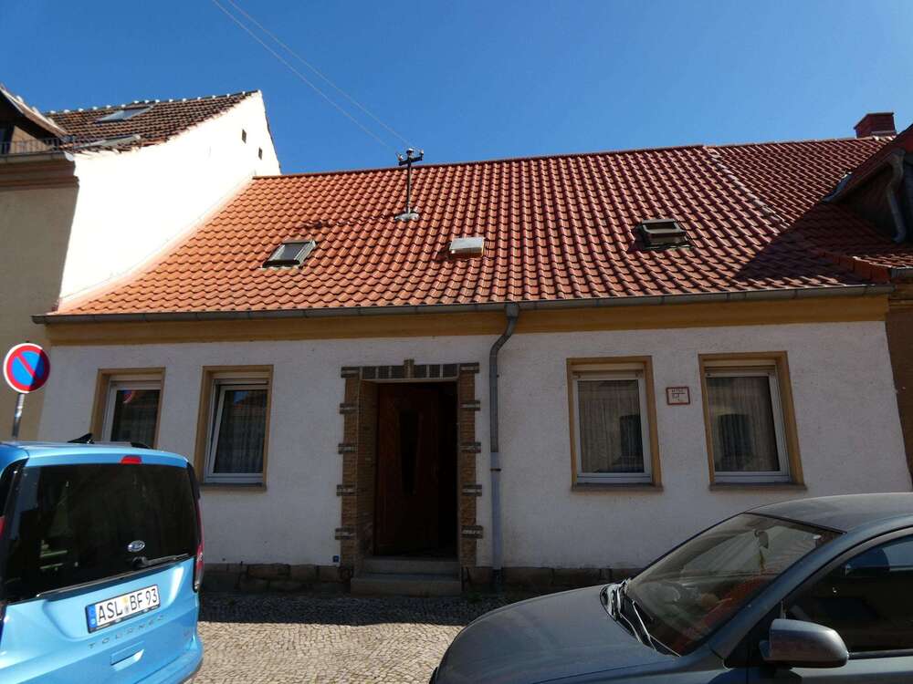 Thumbnail-Haus zum Kaufen in Aschersleben 78.000,00 € 89 m²