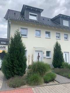 Thumbnail-Haus zum Mieten in Oberursel 2.750,00 € 160 m²