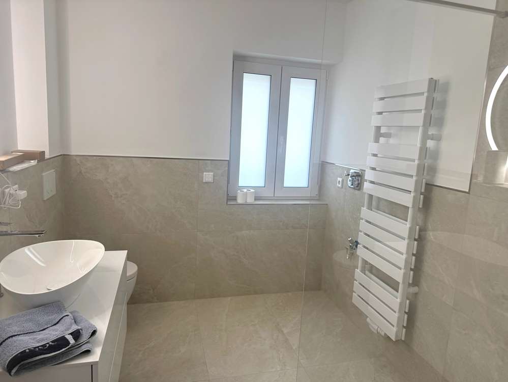 Thumbnail-Wohnung zum Kaufen in Krefeld Uerdingen 249.900,00 € 72 m²