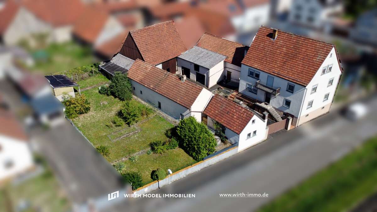 Thumbnail-Haus zum Kaufen in Theres 195.000,00 € 165 m²