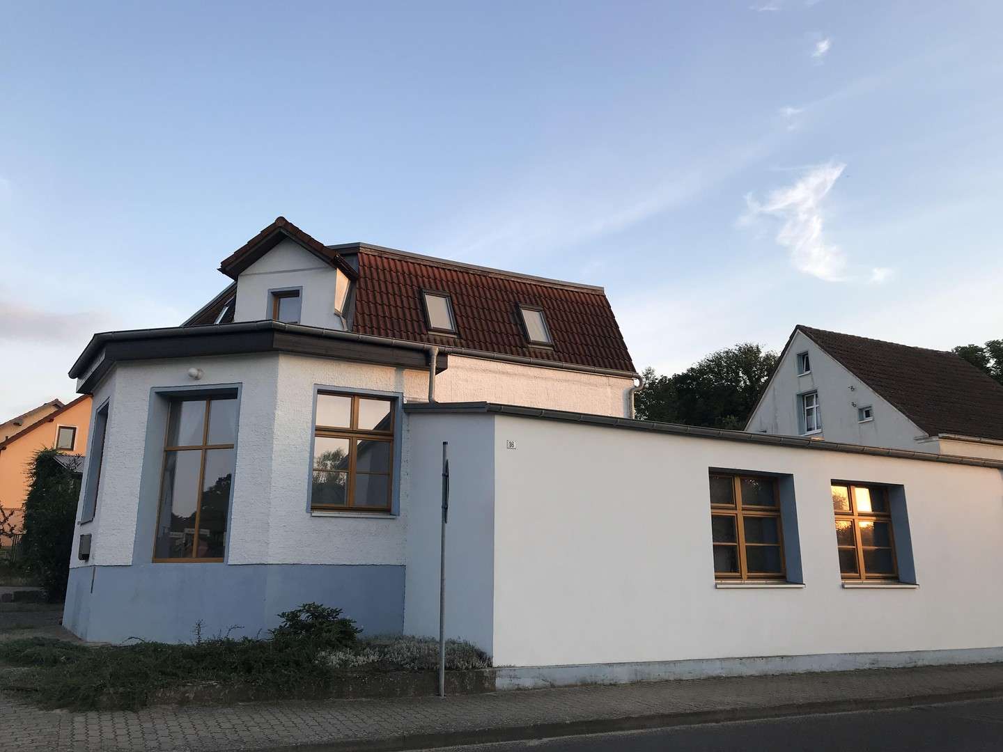 Thumbnail-Haus zum Kaufen in Waldsieversdorf bei Buckow Märk.Schweiz 420.000,00 € 230 m²