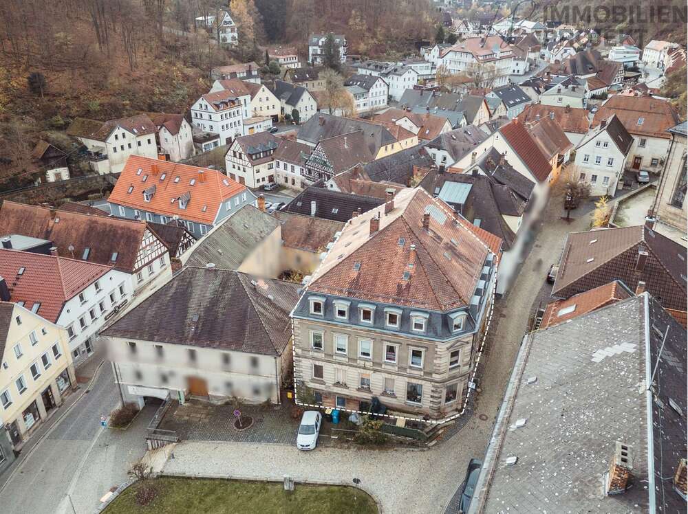 Thumbnail-Haus zum Kaufen in Bad Berneck im Fichtelgebirge 235.000,00 € 465 m²