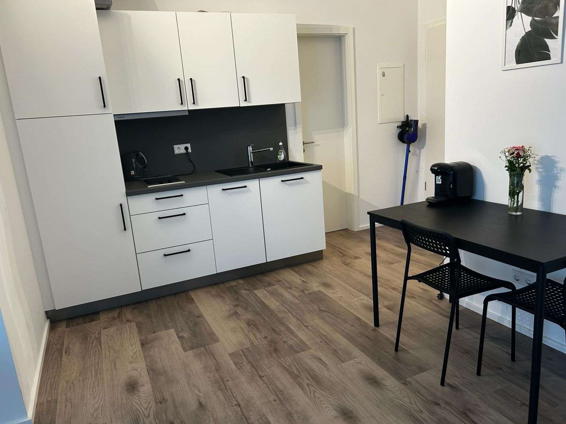 Thumbnail-Wohnung zum Mieten in Stuttgart 950,00 € 32.25 m²