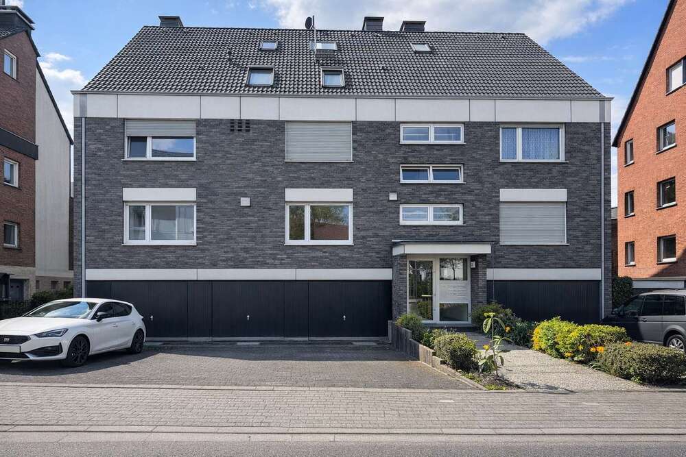 Thumbnail-Wohnung zum Kaufen in Essen 910.000,00 € 230 m²