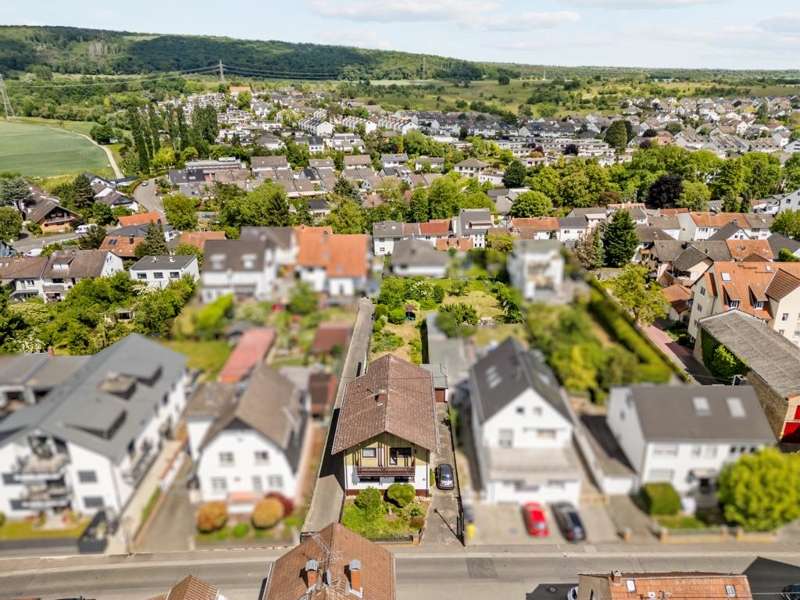 Thumbnail-Haus zum Kaufen in Wiesbaden 750.000,00 € 185 m²