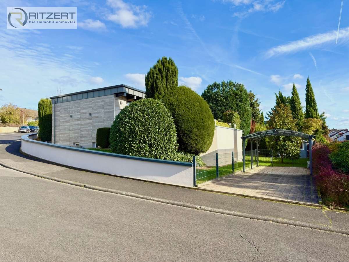 Thumbnail-Haus zum Kaufen in Aschaffenburg Damm 1.095.000,00 € 185.33 m²