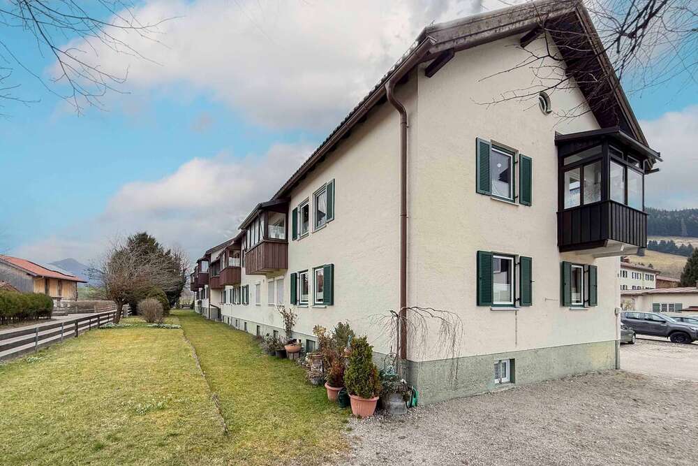 Thumbnail-Wohnung zum Kaufen in Hausham 199.900,00 € 48.21 m²