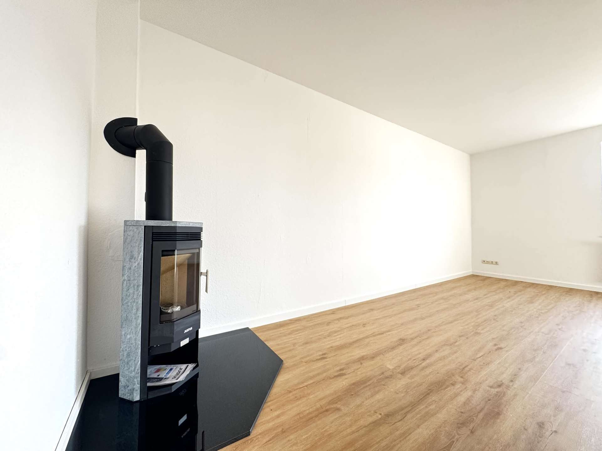 Thumbnail-Wohnung zum Kaufen in Schwerin 335.000,00 € 135.5 m²