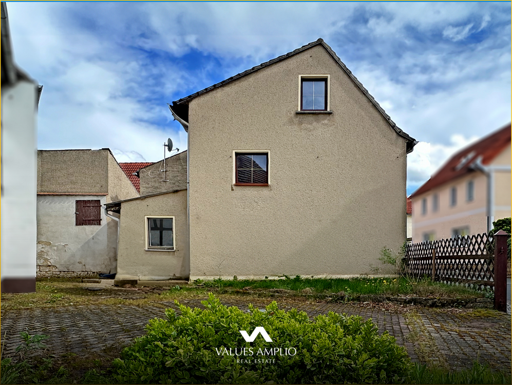 Thumbnail-Haus zum Kaufen in Naumburg (Saale) 69.000,00 € 180 m²