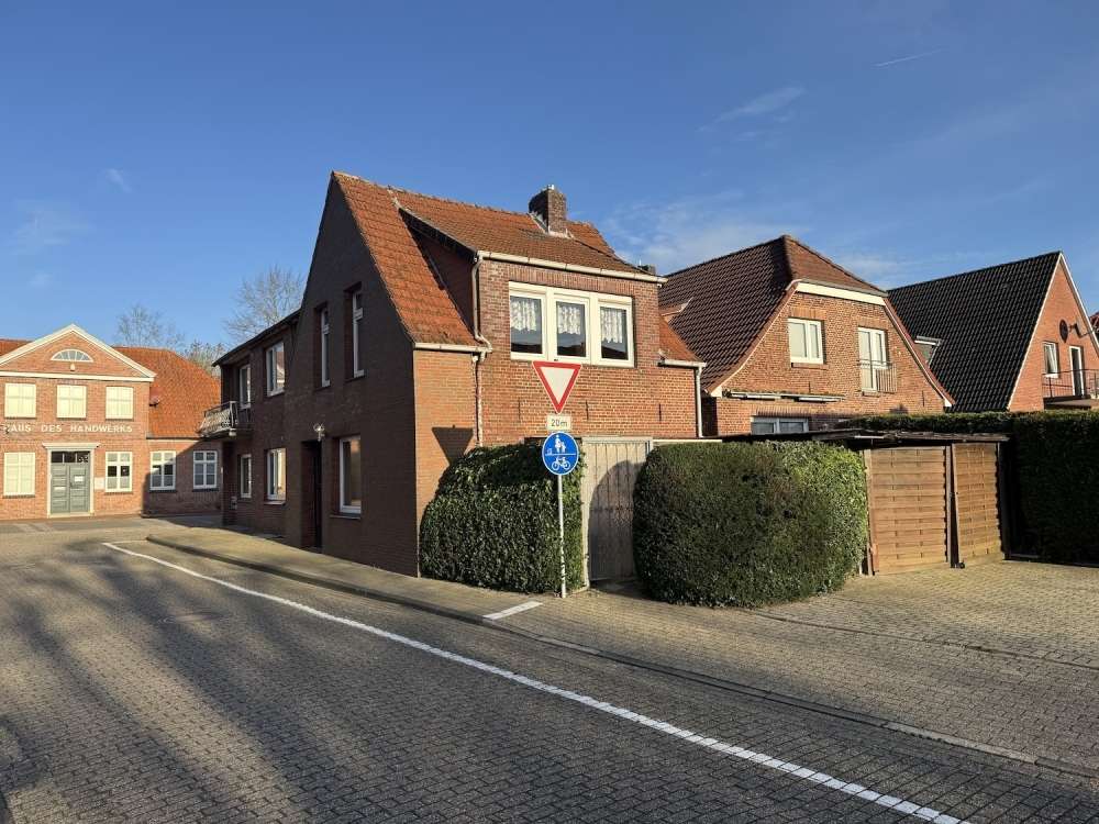 Thumbnail-Haus zum Kaufen in Wittmund 129.850,00 € 177.92 m²