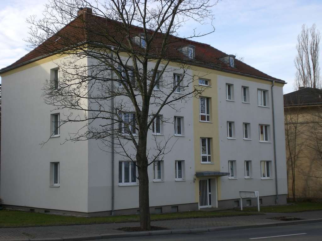 Thumbnail-Wohnung zum Mieten in Gera 446,18 € 72.55 m²