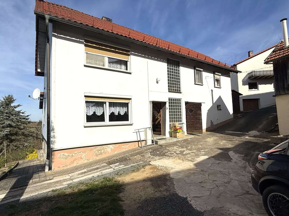 Thumbnail-Haus zum Kaufen in Weißenbrunn 159.000,00 € 150 m²