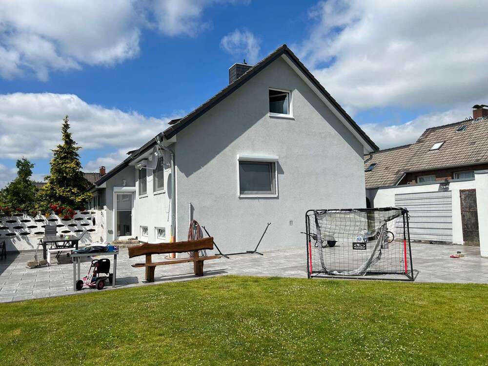 Thumbnail-Haus zum Kaufen in Neumünster 419.000,00 € 165 m²