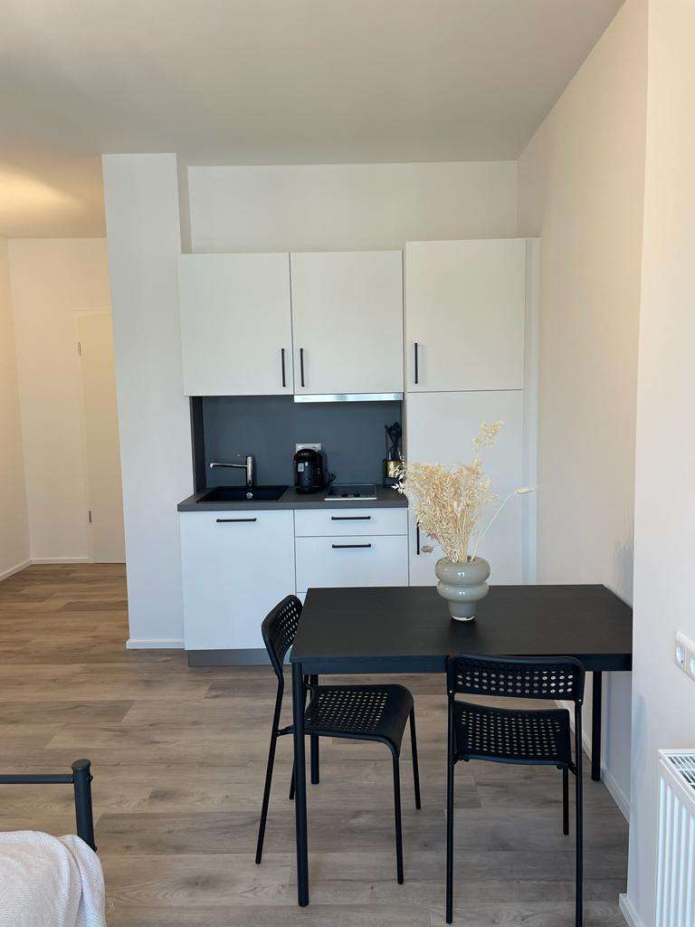 Thumbnail-Wohnung zum Mieten in Stuttgart 850,00 € 23 m²