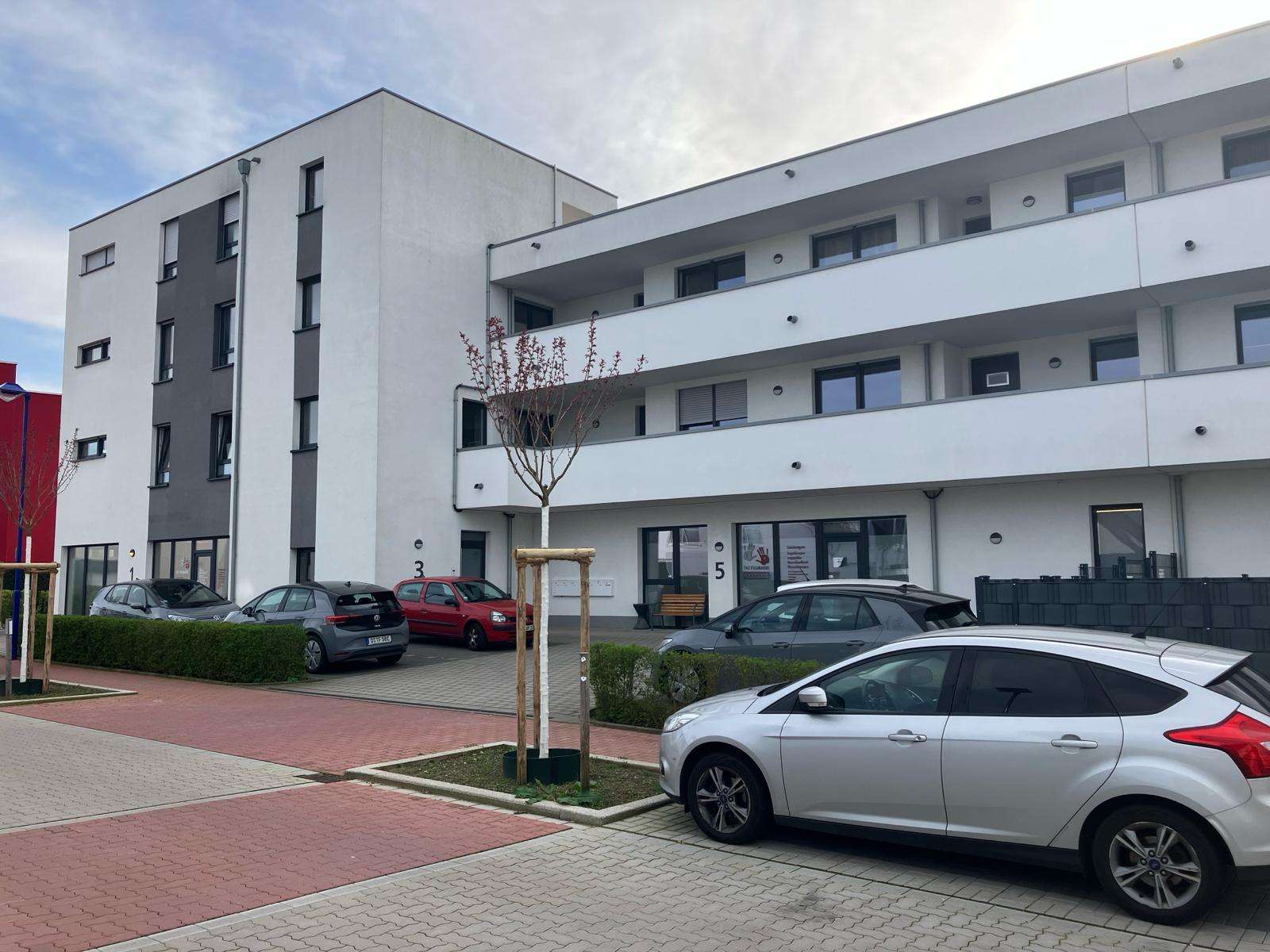 Thumbnail-Wohnung zum Mieten in Meerbusch-Strümp 1.290,00 € 78.28 m²