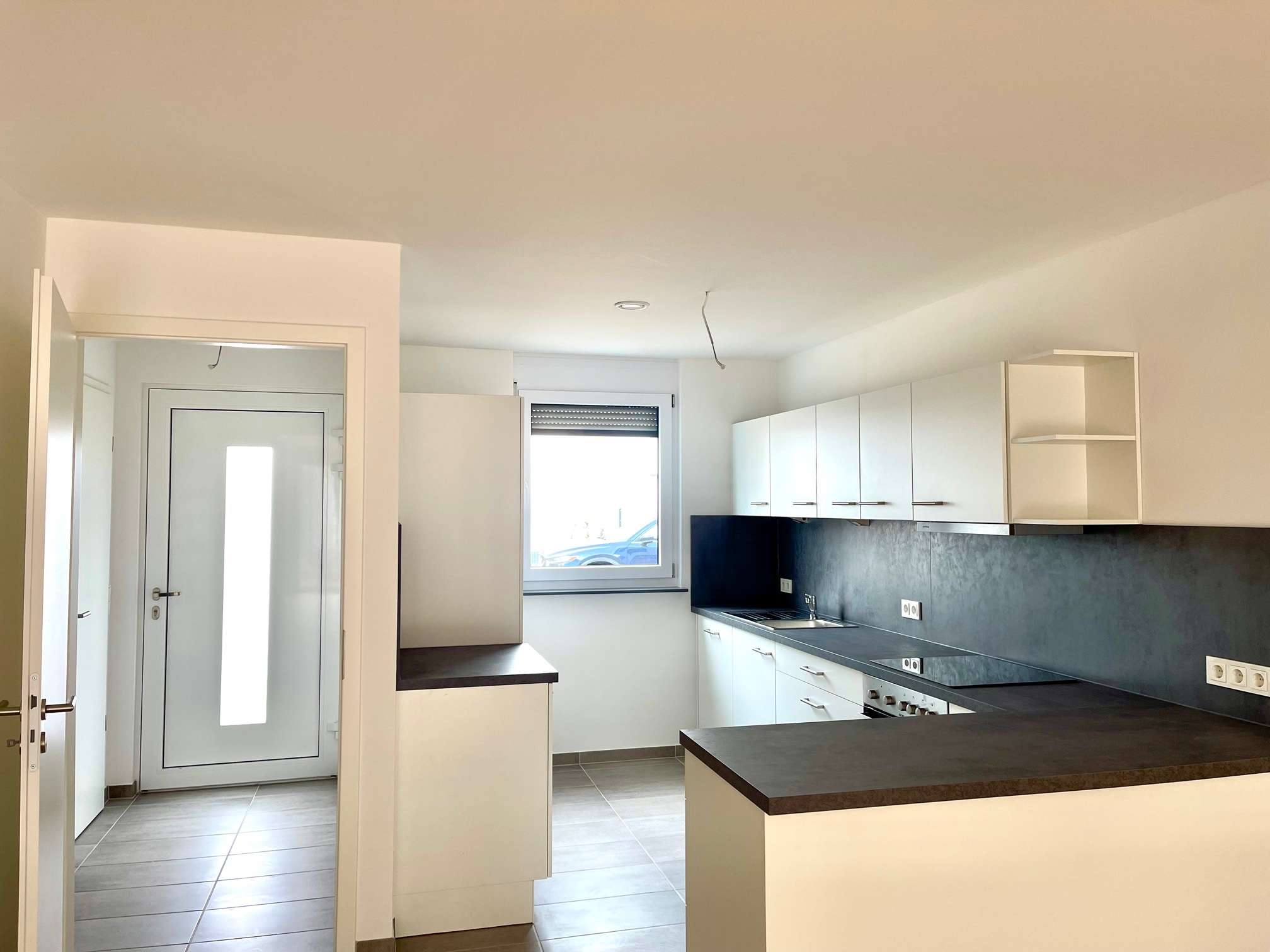 Thumbnail-Haus zum Mieten in Wiesbaden 2.302,00 € 140 m²