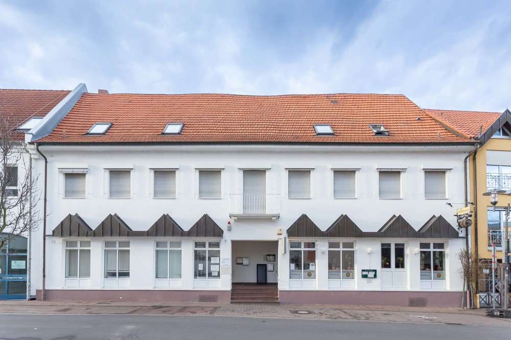 Thumbnail-Haus zum Kaufen in Schifferstadt 1.750.000,00 € 965 m²