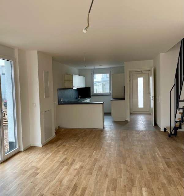 Thumbnail-Haus zum Mieten in Wiesbaden 2.302,00 € 140 m²