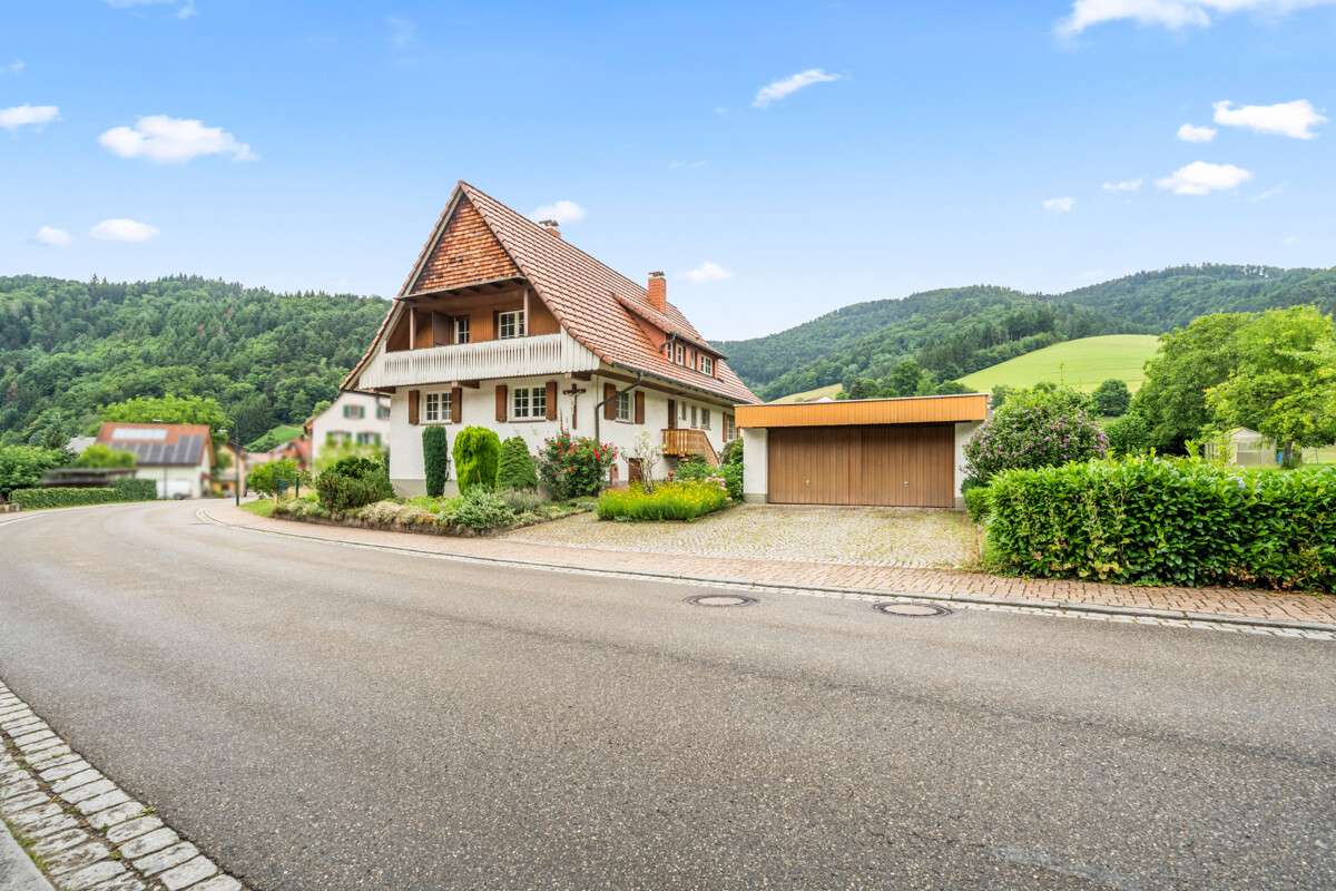 Thumbnail-Haus zum Kaufen in Glottertal 590.000,00 € 192 m²