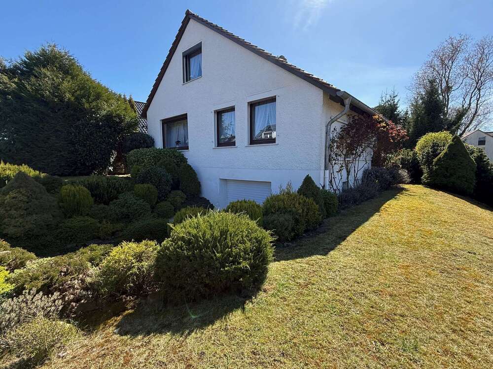 Thumbnail-Haus zum Kaufen in Helmstedt 249.000,00 € 141.36 m²