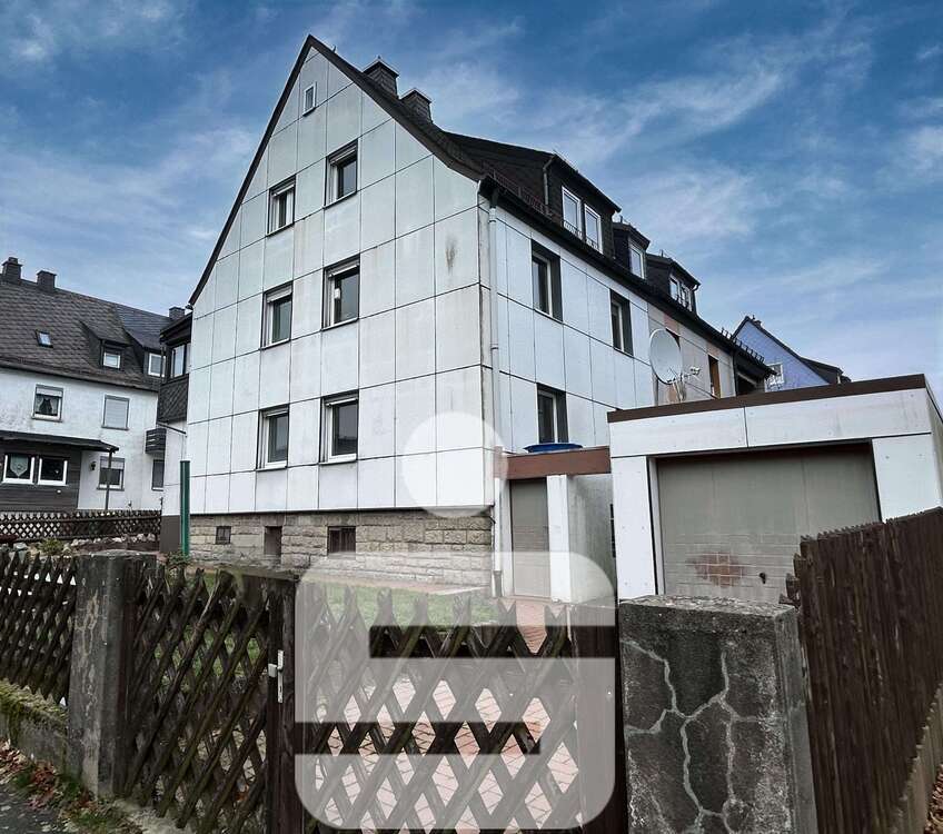 Thumbnail-Haus zum Kaufen in Schwarzenbach a.Wald 99.000,00 € 140 m²
