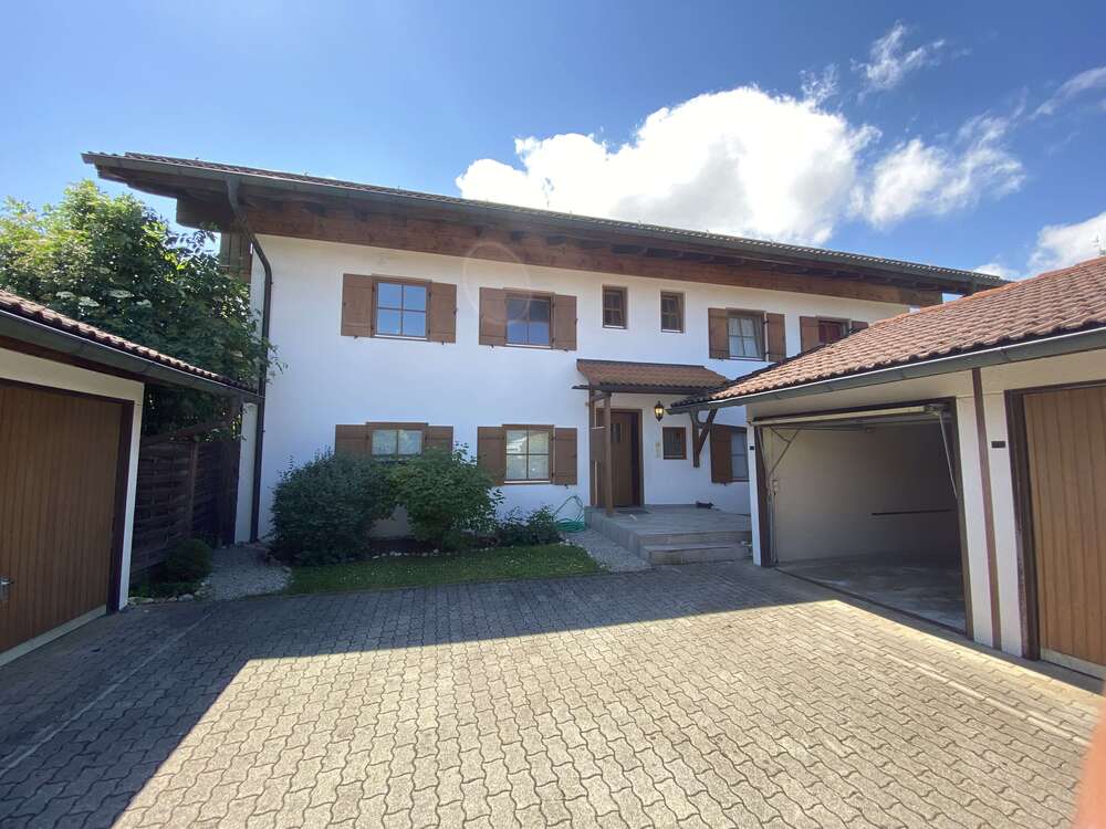 Thumbnail-Wohnung zum Mieten in Bergen 960,00 € 80 m²