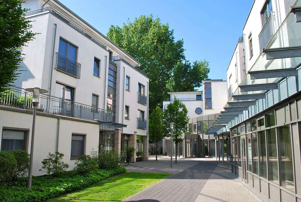 Thumbnail-Wohnung zum Mieten in Düsseldorf 2.097,62 € 149.83 m²
